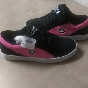 AirWalk Sneakers